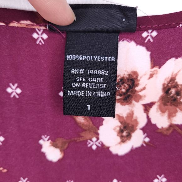 Torrid Blouse Womens 1X Burgundy Floral Print Chiffon - Picture 10 of 10